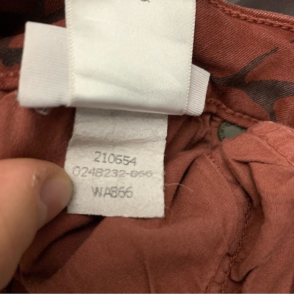 Paige Women’s Burgundy Black Leaf Print Skyline Skinny Pants Size 26‎ - Picture 5 of 6